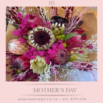 Mother's Day Protea Mix