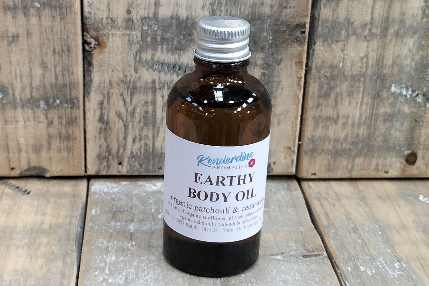 Earthy body oil