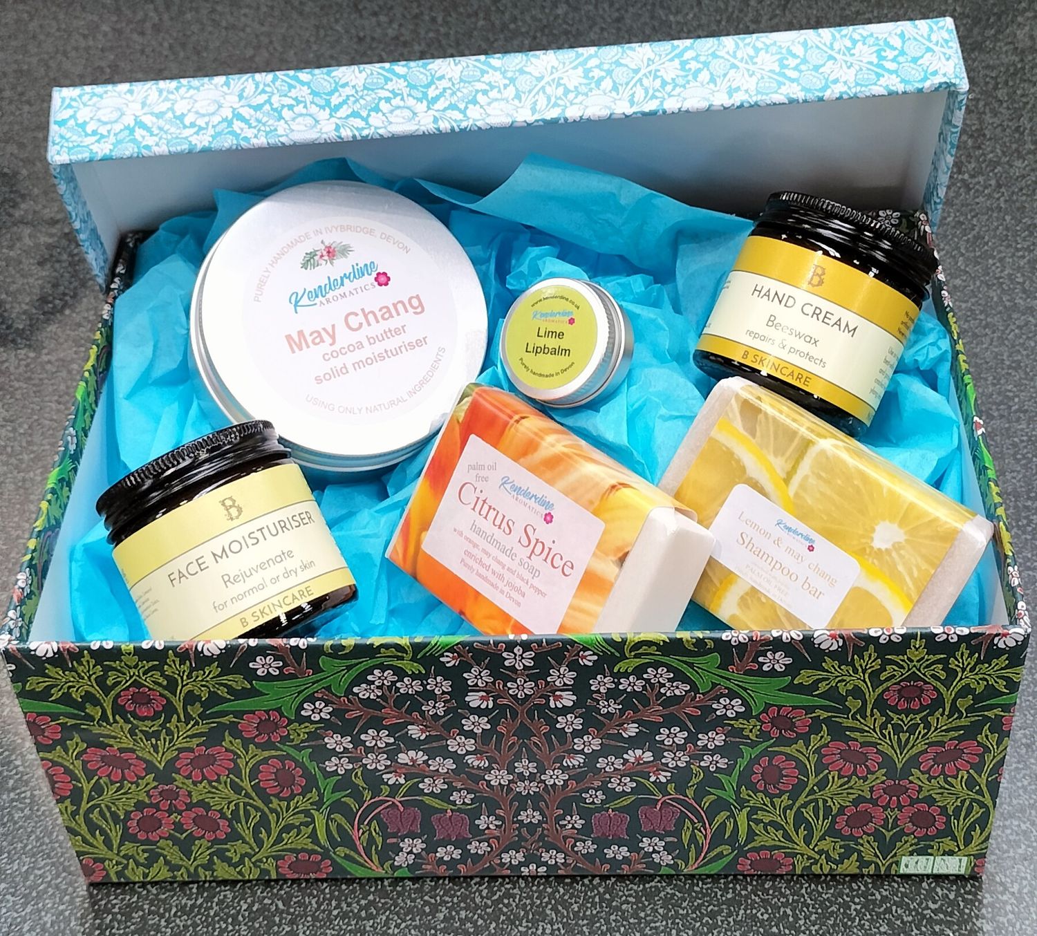 Treat box of citrus scents