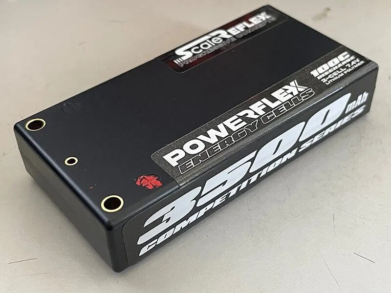 Scale Reflex WHITE – REFLEX SHORTY LIPO 7.4v 2S 3500mah 100C Lipo Battery (W Cable 4.0mm Bullet To Deans) – 136g / 18.5mm Thick (GROUND SHIPPING ONLY) - 3500-WHT