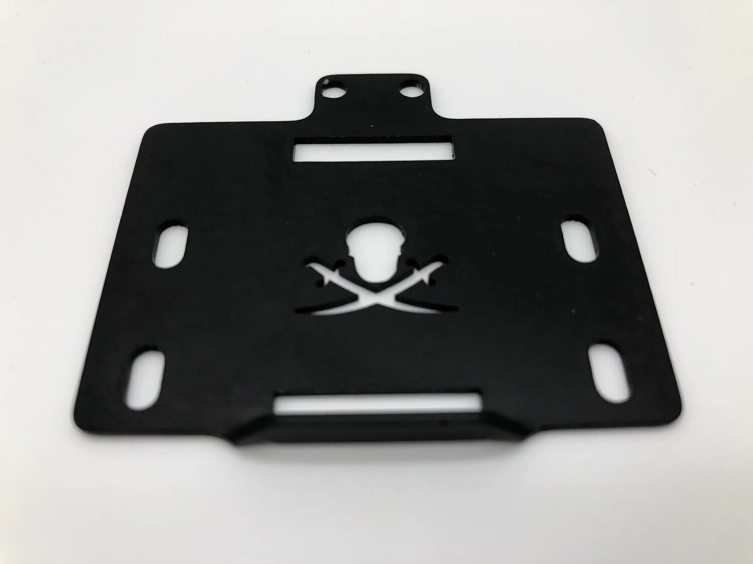 ROCK PIRATES PLANK BATTERY TRAY FOR BASECAMP, SCX 10 II, ELEMENT SERVO TRAYS (BLACK) - RPRC 1032 BLK