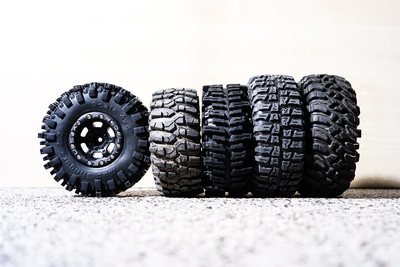 2.2 Tires