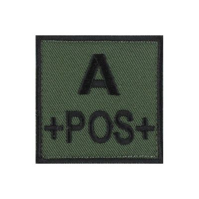 grade / écusson brodé groupe sanguin A+POS+ noir sur vert armée