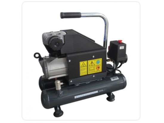 Compresseur pour extincteurs de formation LEADER