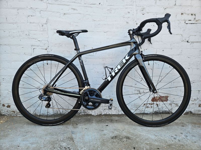10189 Trek Madone 5.2 (52cm, Grey, 11sp Di2)