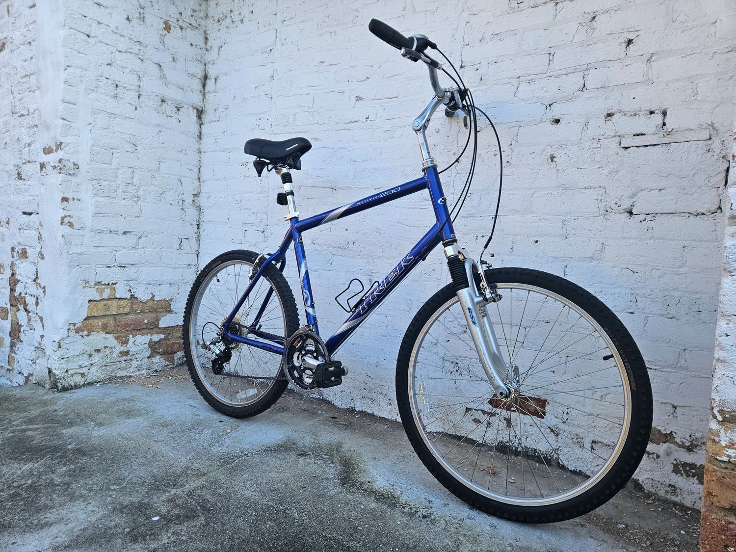 10358 Trek 200 Navigator (XL, Blue/Silver)