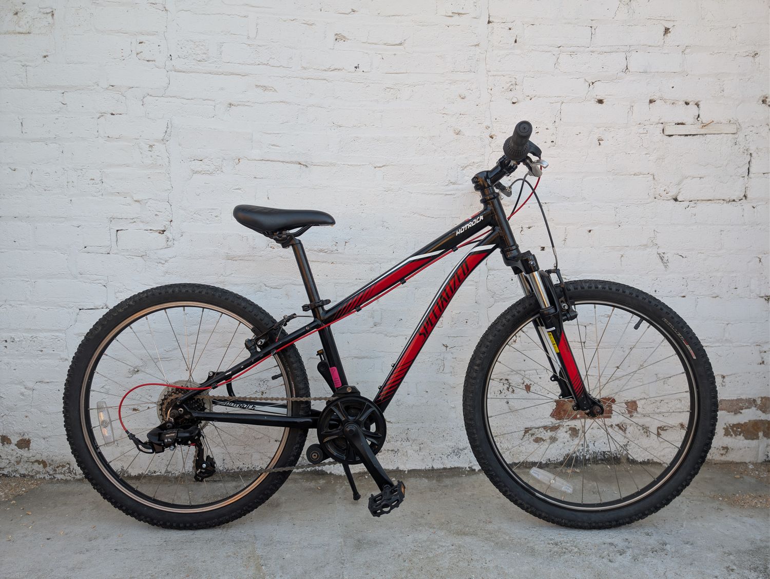 10446 Specialized Hotrock Kids 24" (Black &amp; Red)