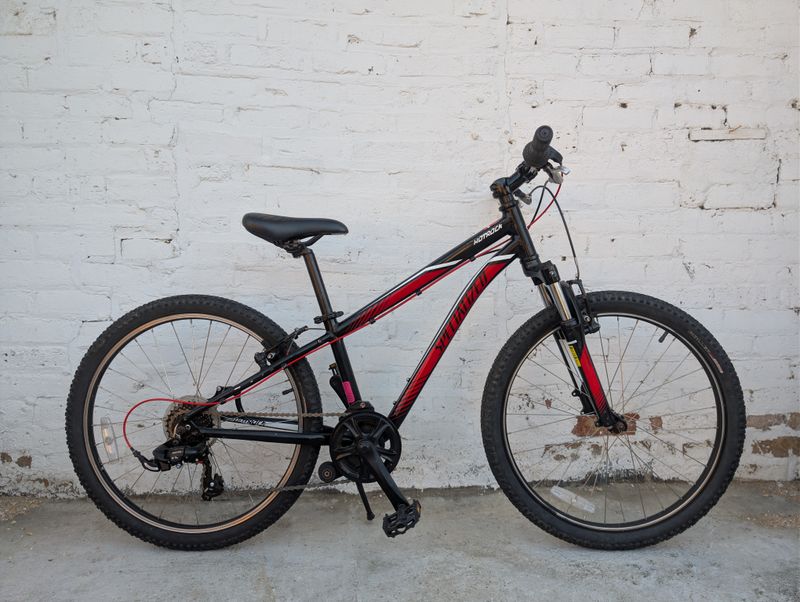 10446 Specialized Hotrock Kids 24" (Black &amp; Red)