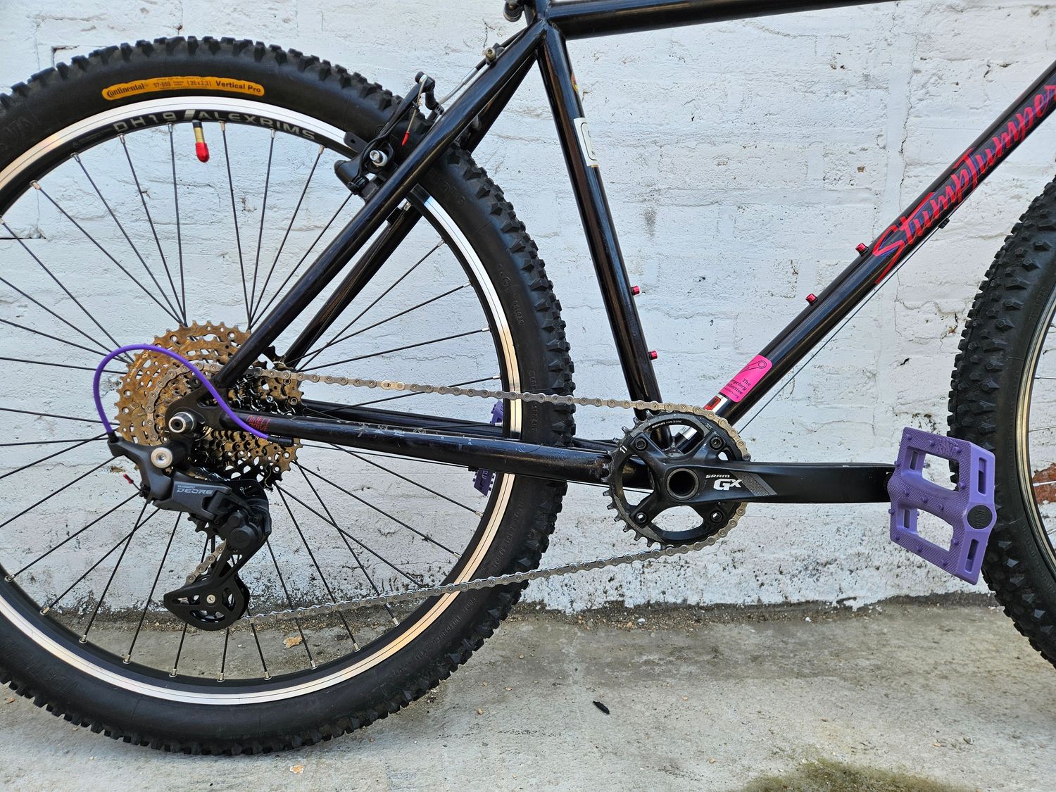 10227 Specialized Stumpjumper (S/M, Black)