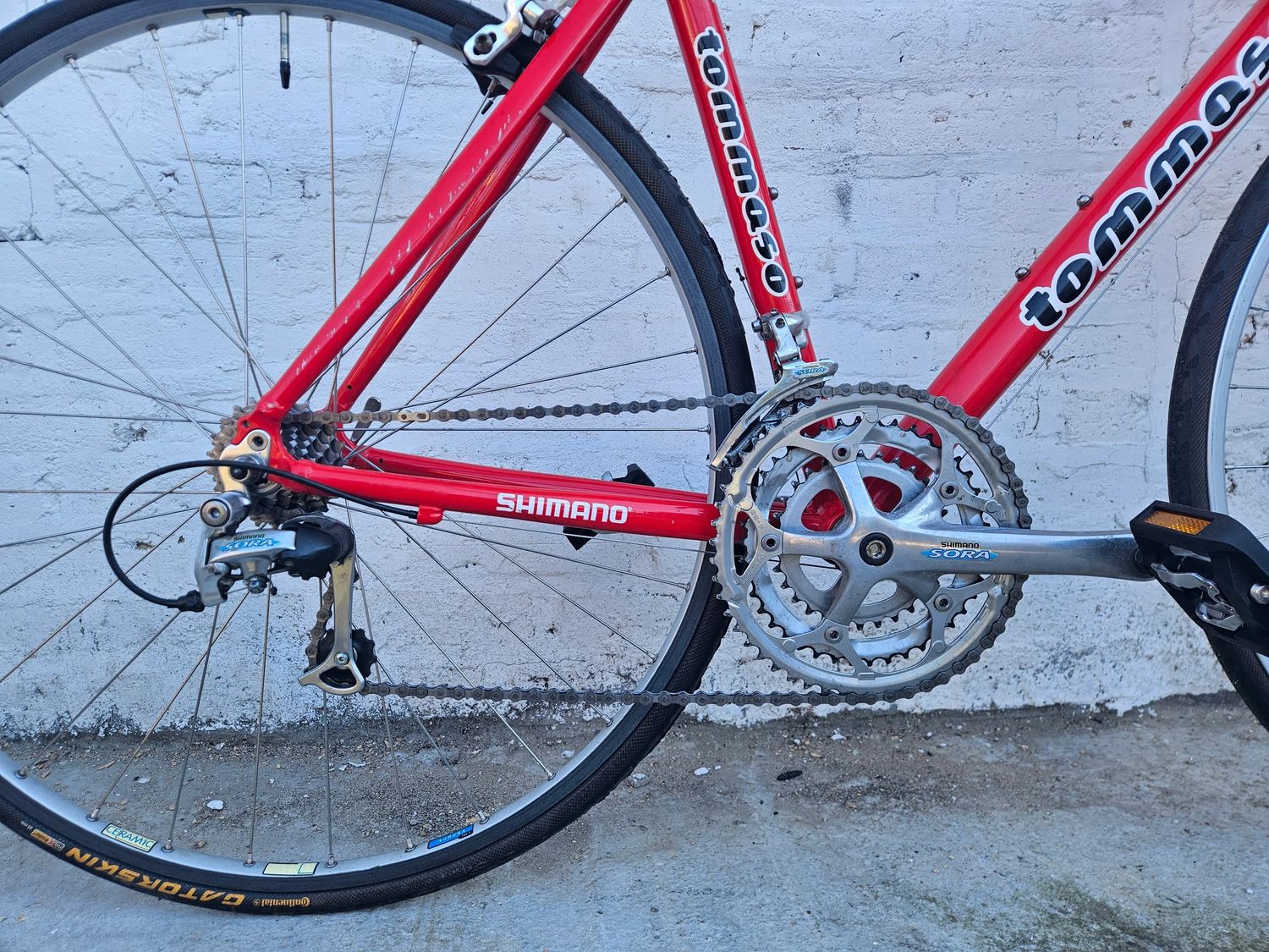 10357 Tommaso Capri (S/M, Fire Engine Red)