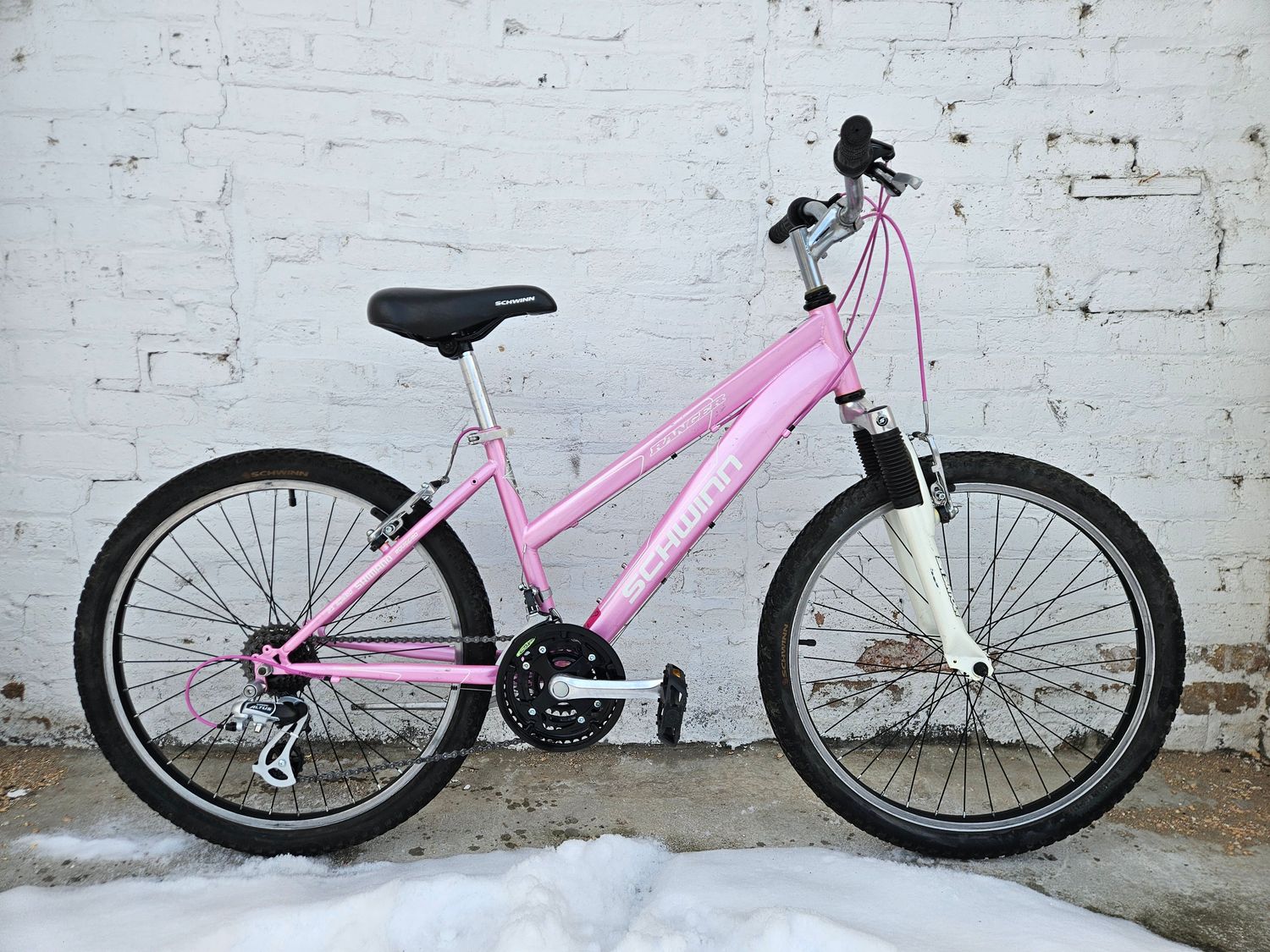 10469 Schwinn Ranger (Kids 24", Pinkalicious)