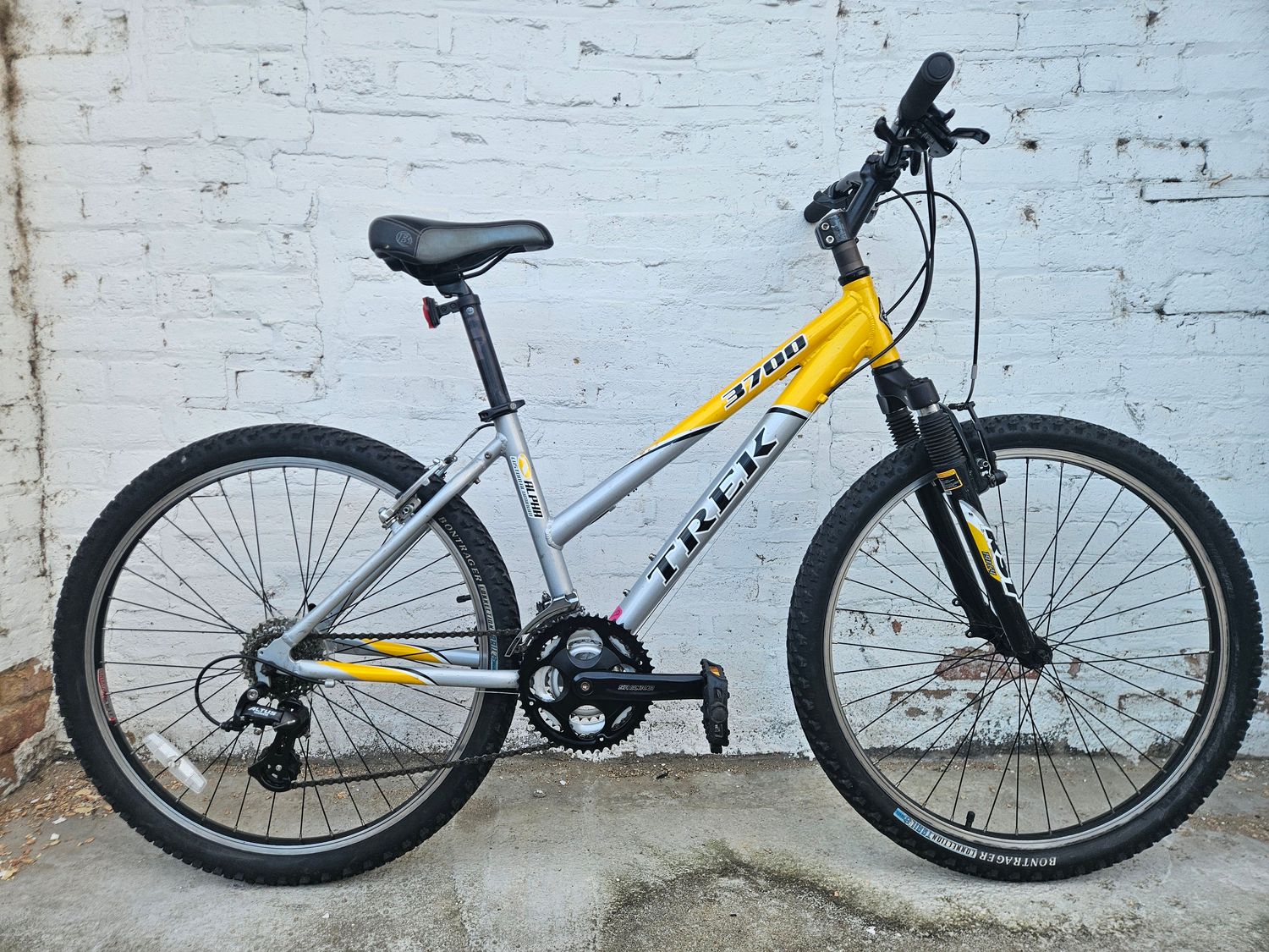 10425 Trek 3700 (S, Yellow)