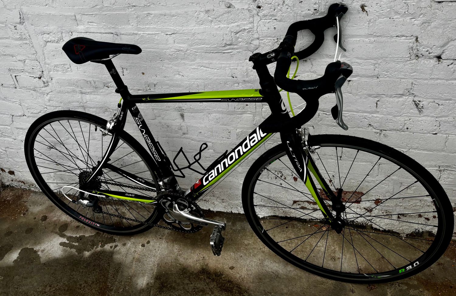 10543 Cannondale Synapse (M, Black 'n' Slime)
