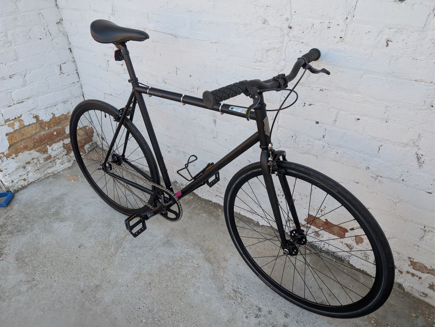 10589 Pure cycles (L,Black)