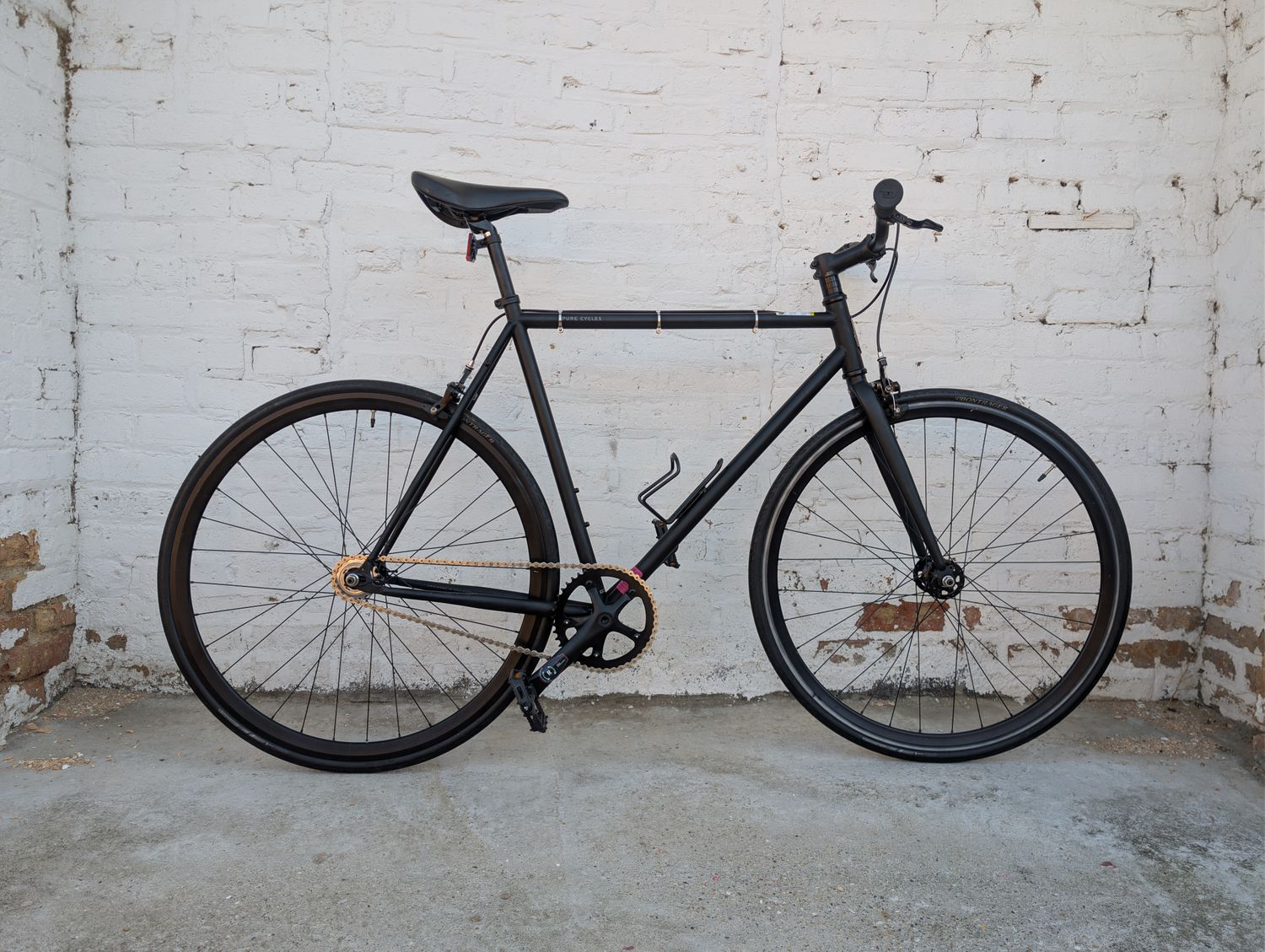 10589 Pure cycles (L,Black)