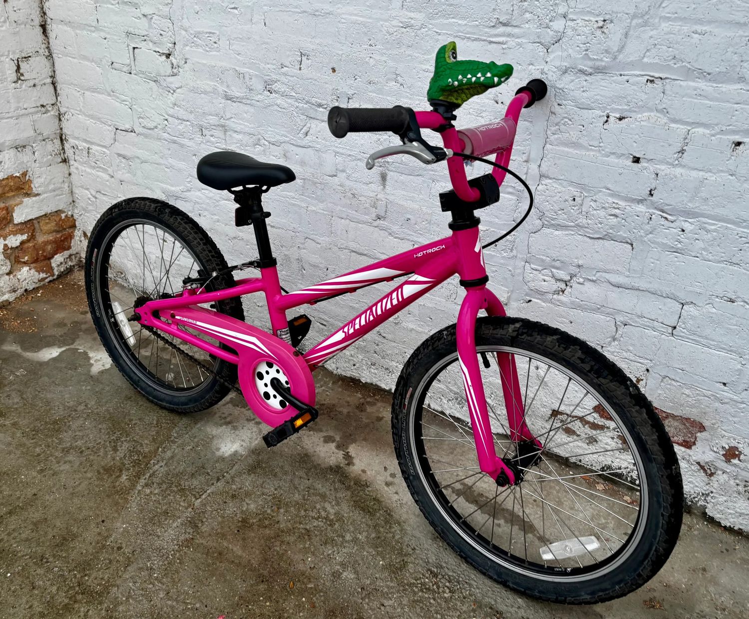 10544 Specialized Hotrock 20" Kids (Magic Magenta)