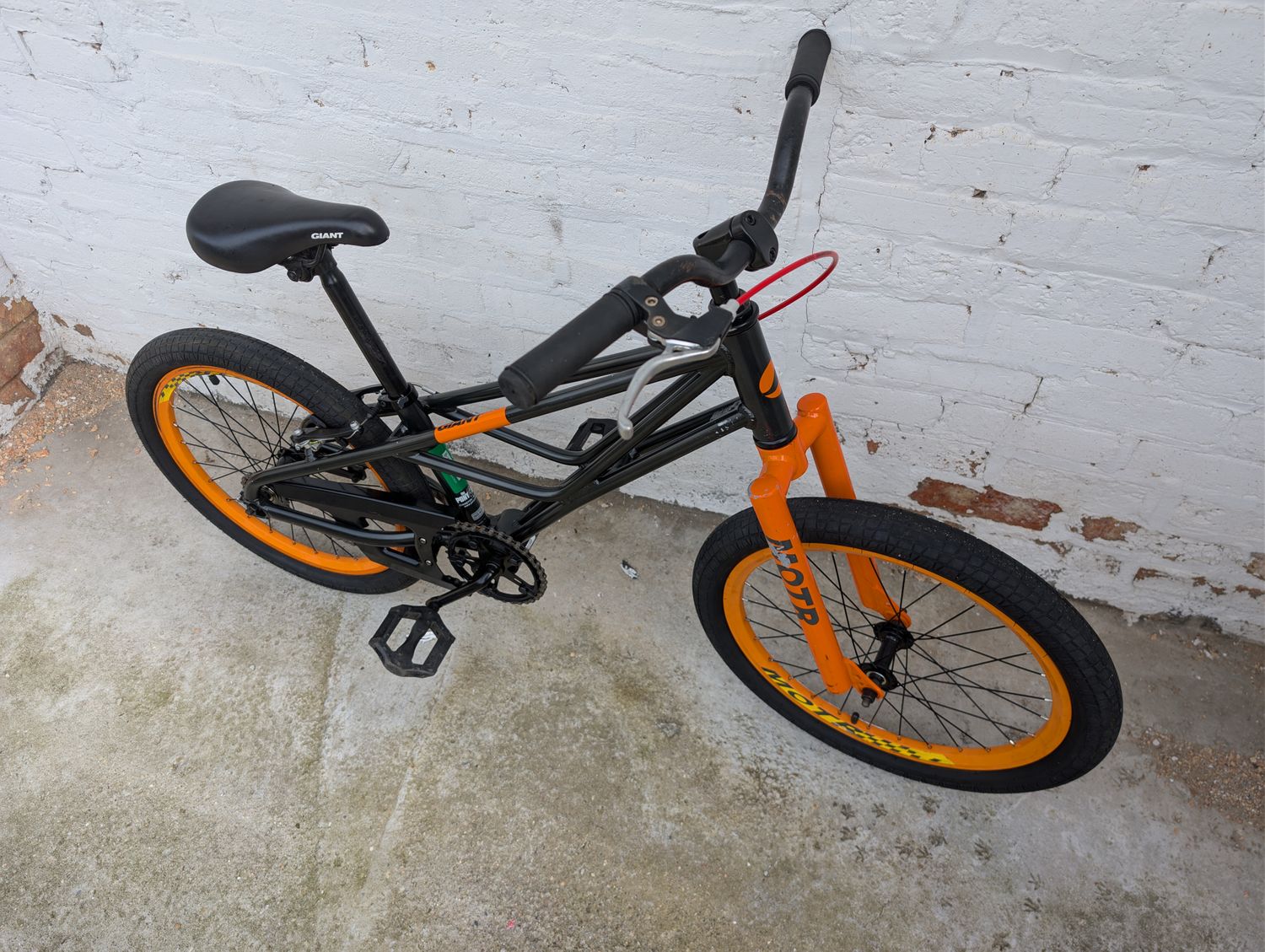(10734) Giant MOTR (Kids 20", Black)
