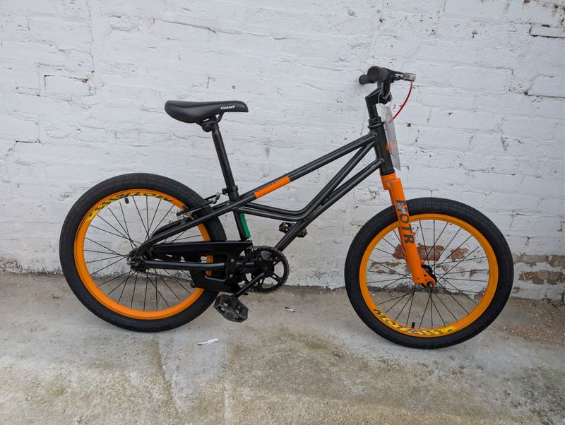 (10734) Giant MOTR (Kids 20", Black)