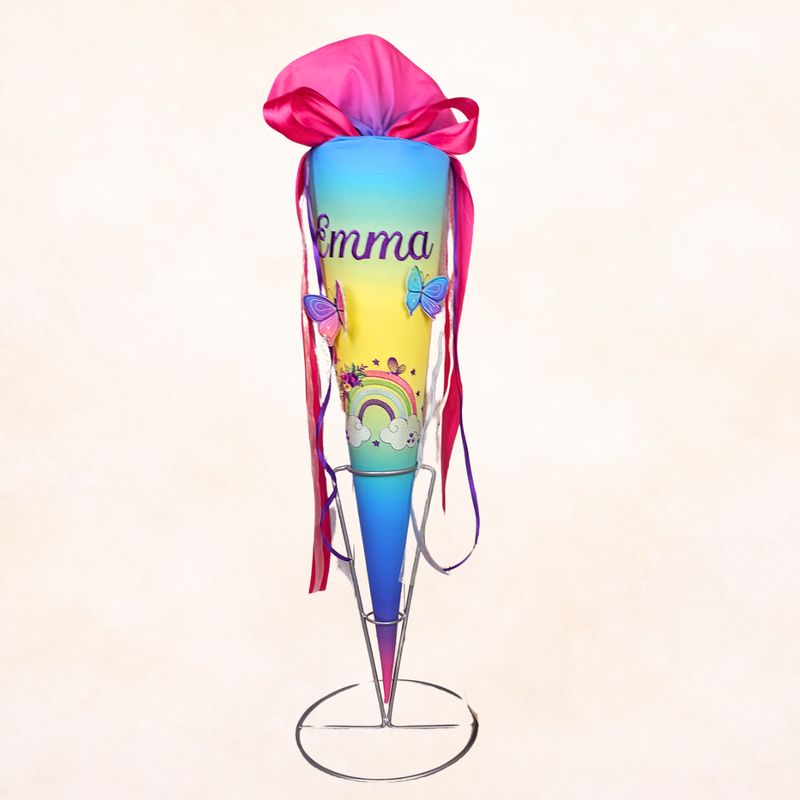 Personalisierte Schultüte im Farbverlauf – Regenbogen mit Schmetterlingen