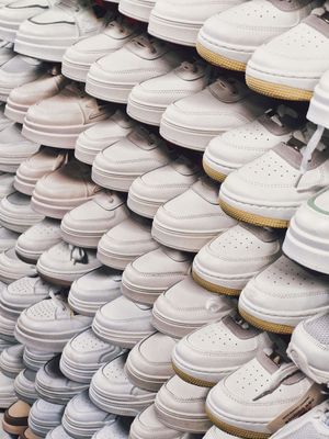 Sport shoes