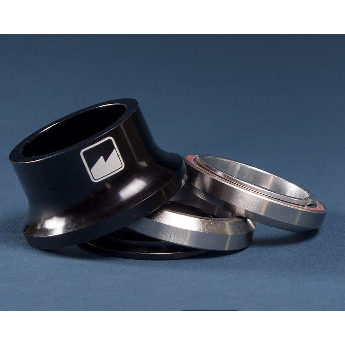 Merritt Hightop Headset, COLOUR: Black