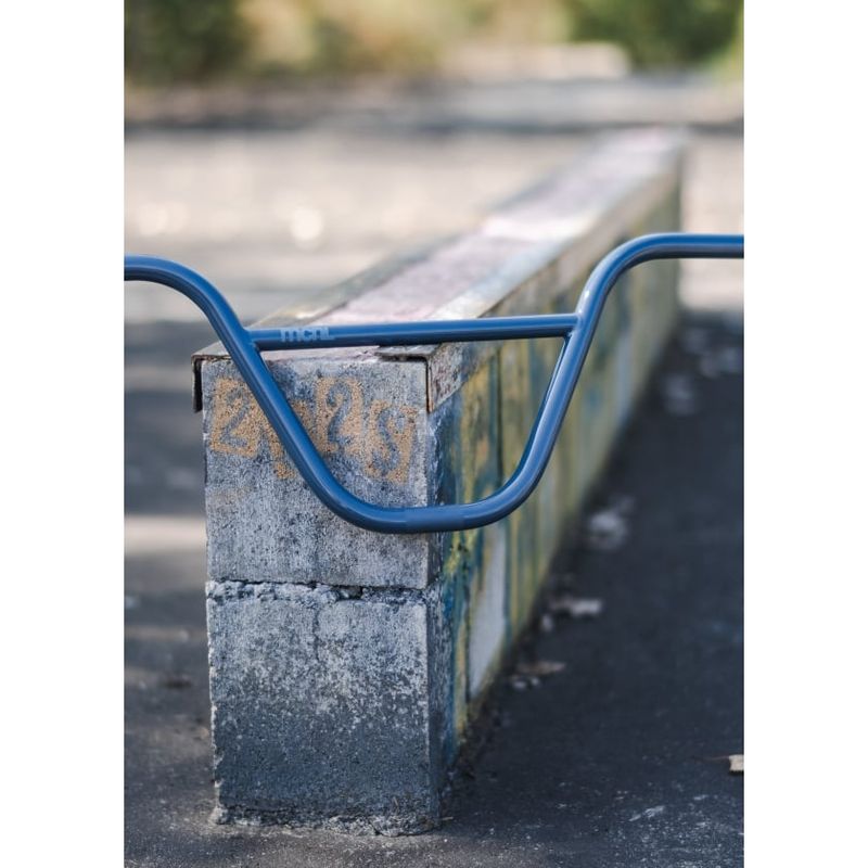 Macneil Tabarnak Bar - SUB BLUE