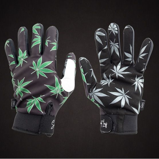 Alienation Sweet Leaf Glove
