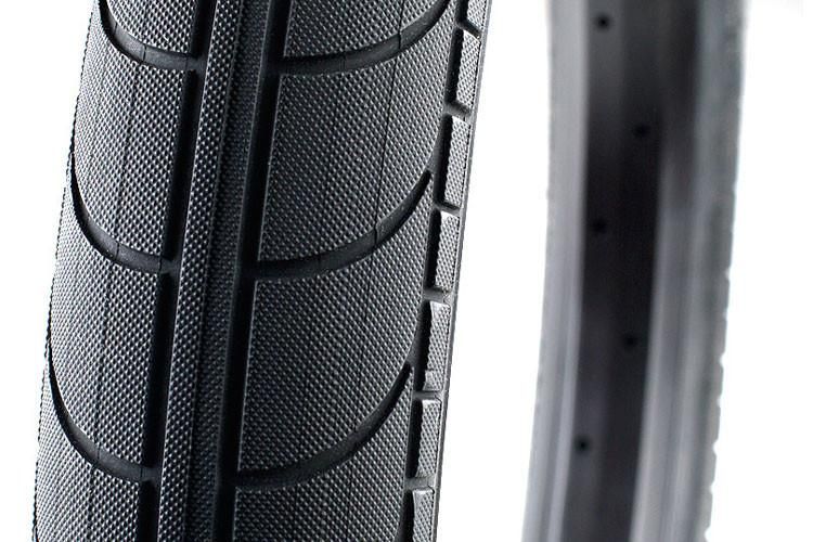 Stranger Ballast Tire