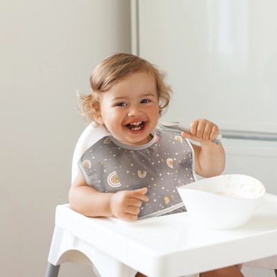 Kushies Clean Bib Charcoal Rainbow