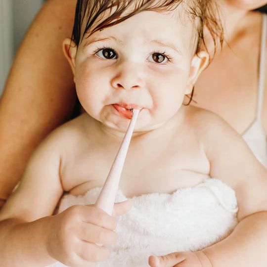 Glitter &amp; Spice Toothbrush White