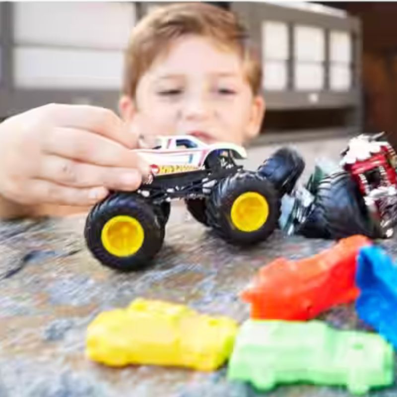 Hot Wheels Die Cast Truck &amp; Car Assorted