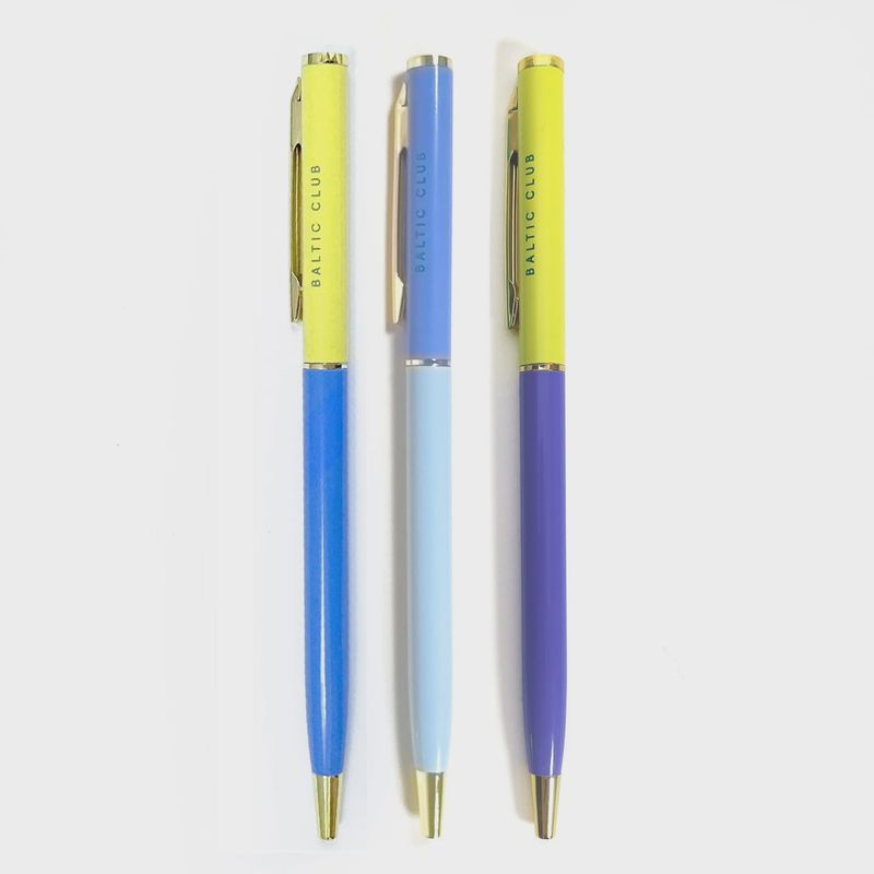 Crayons et Articles de bureau