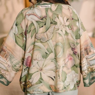 Kimono court - Fleurs &amp; Papillons