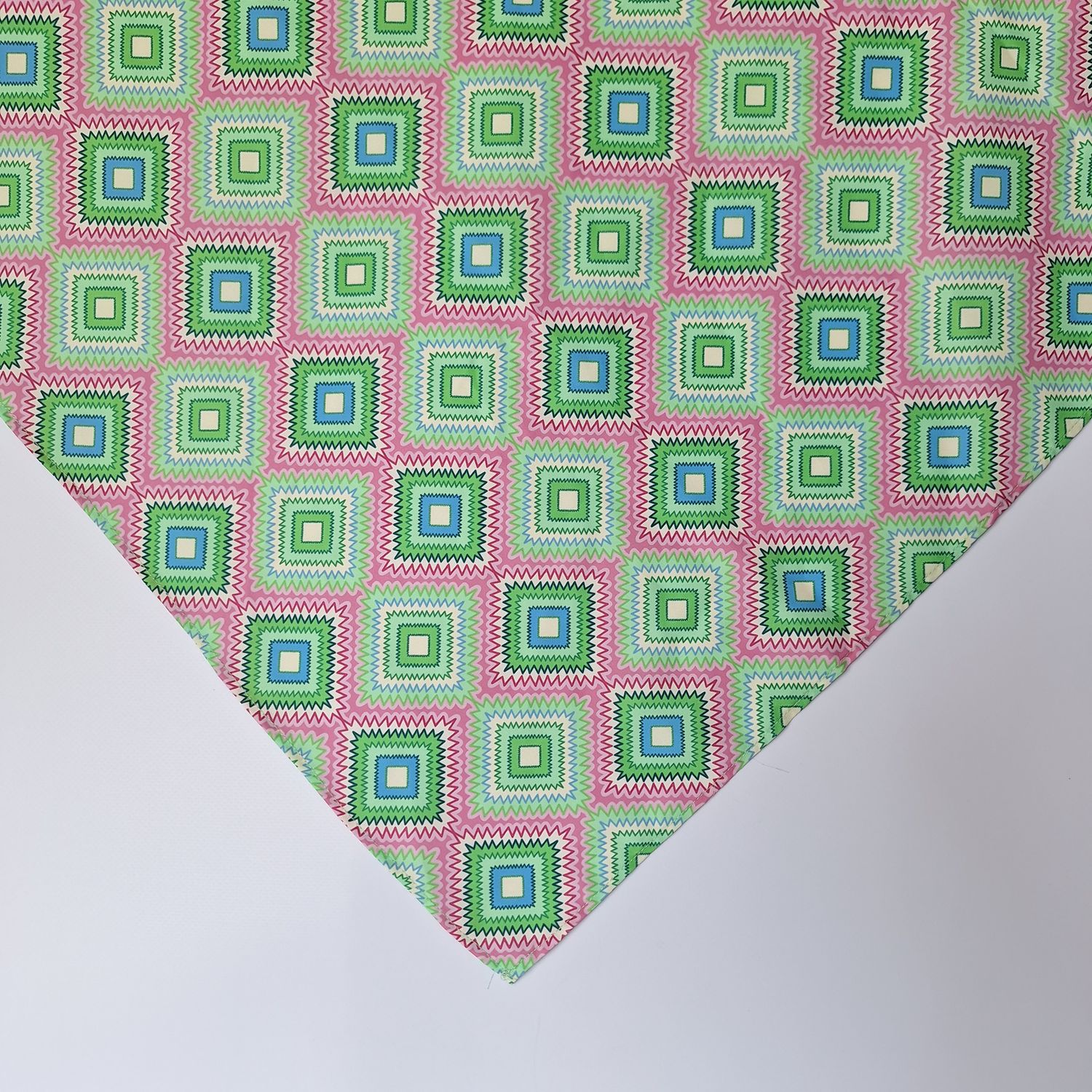 GUTS &amp; GUSTO vierkant multicolour sjaaltje