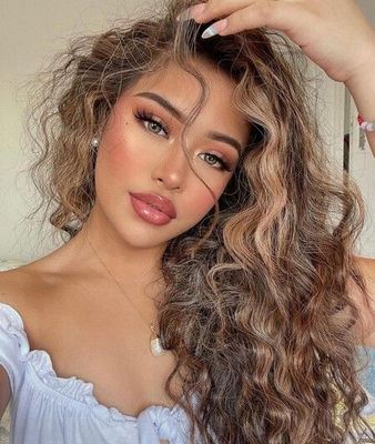 Línea Curly: Pelo Rizado