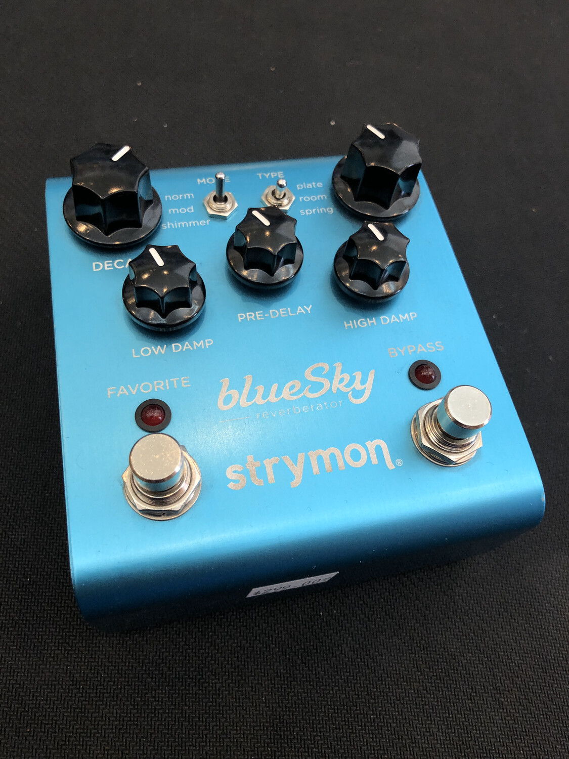Strymon blueSky Reverberator