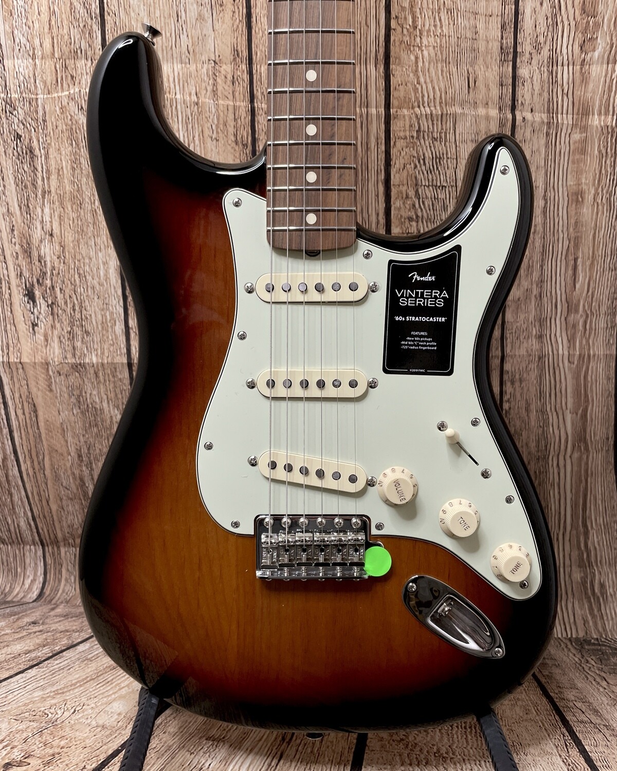 Fender Vintera 60&#39;s Stratocaster