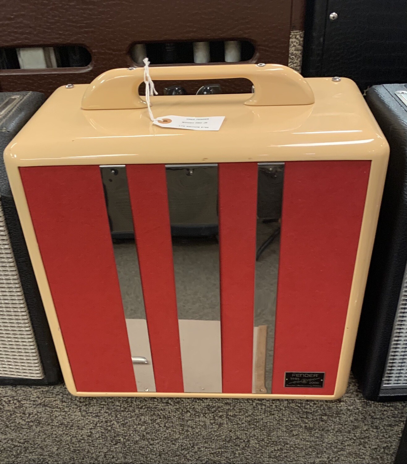 Fender LTD Woody Pro Jr