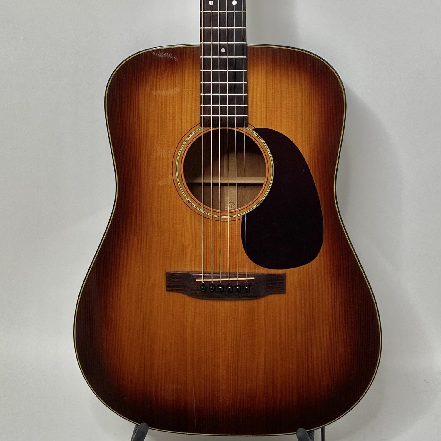 1975 Martin D-18