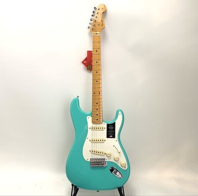 New Fender American Vintage II 1957 Stratocaster