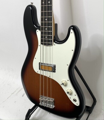 New Fender Gold Foil Jazz Bass