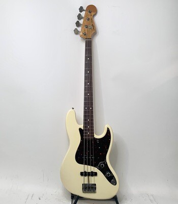 2000 Fender AVRI American Vintage 62 Jazz Bass