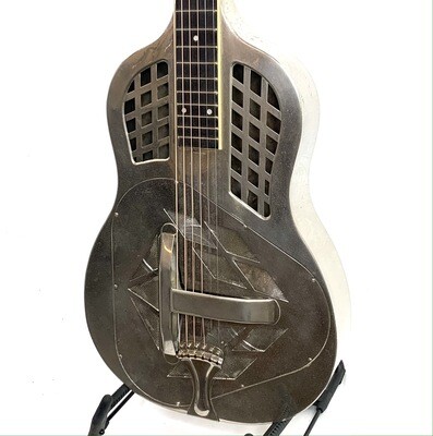 1928 National Style 1 Tri-Cone Square Neck