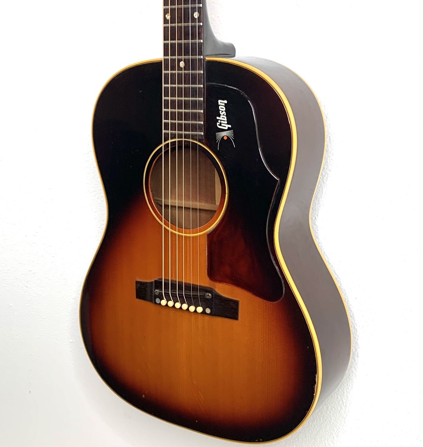 1968 Gibson B-25