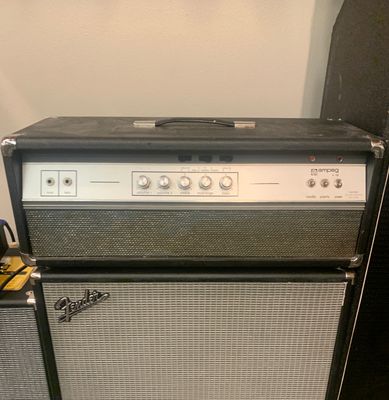 1970&#39;s Ampeg V4 B