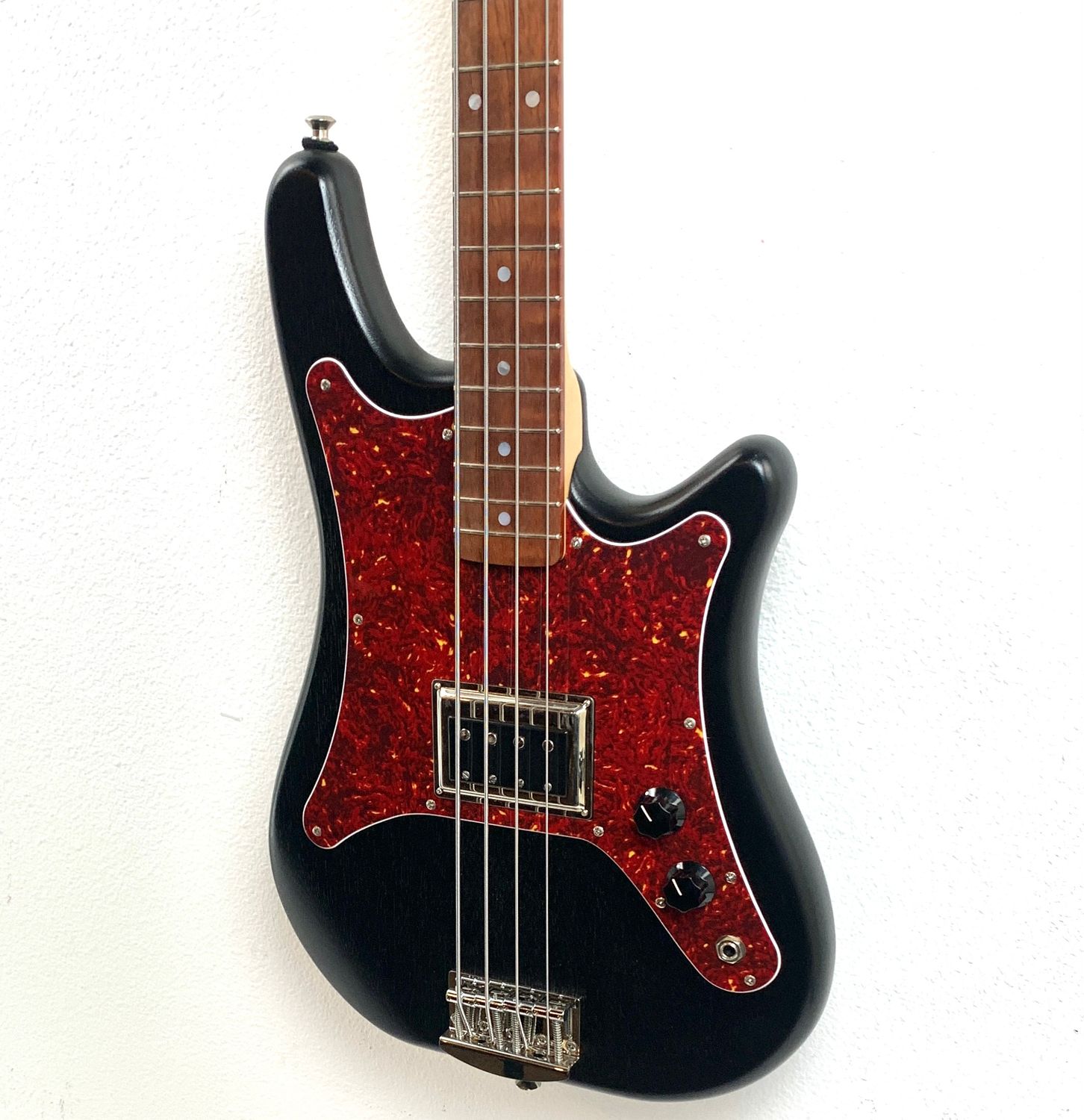 Serek Armitage Bass