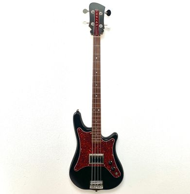 Serek Armitage Bass