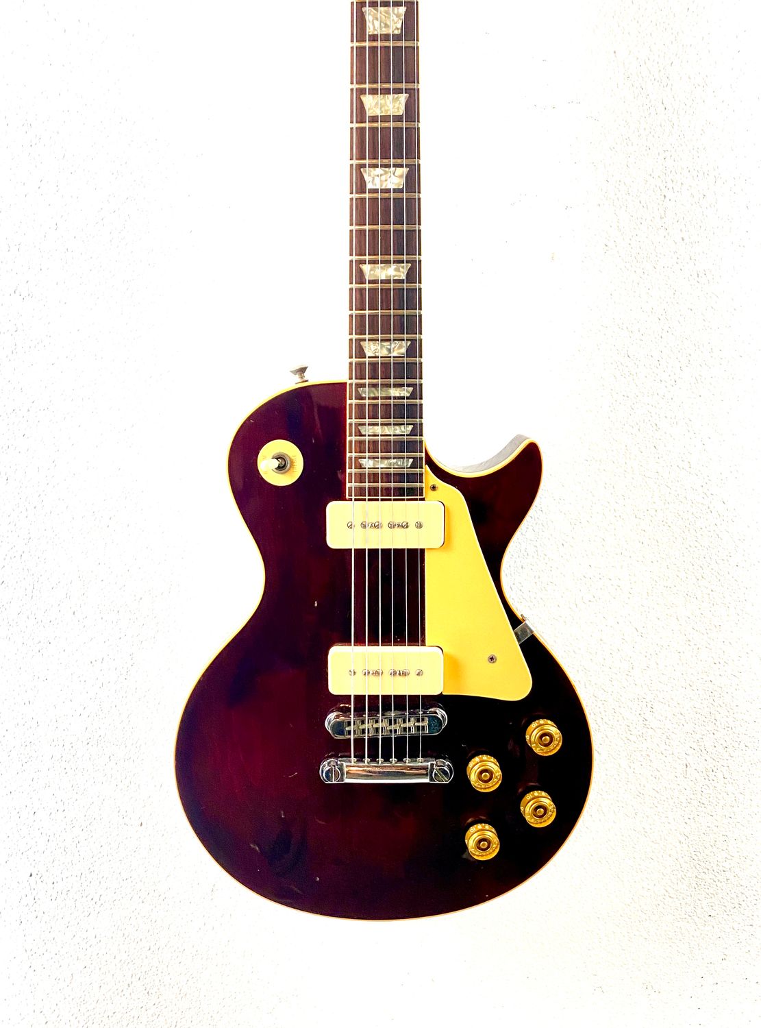 1982 Gibson Les Paul Pro Deluxe