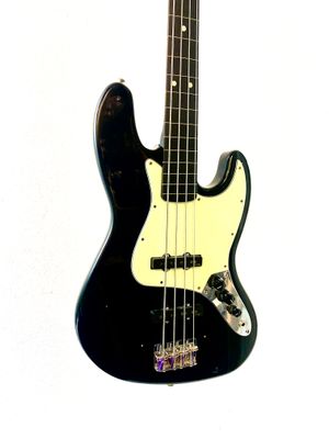 Status Graphite Fretless Jazz Bass