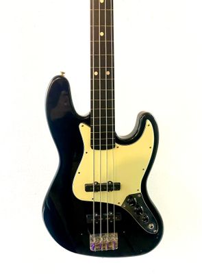 Status Graphite Fretless Jazz Bass